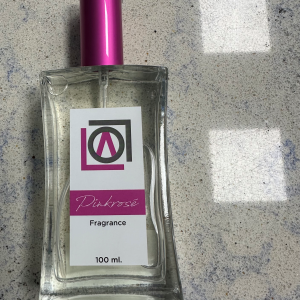 LOLA FRAGRANCE WOMAN